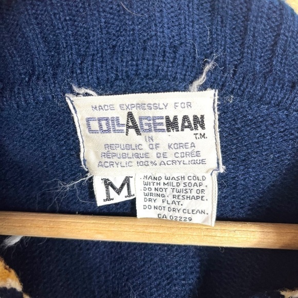 Coll Ageman Vintage Collared V Neck Sweater, Navy Multi, Size Medium - Picture 4 of 9